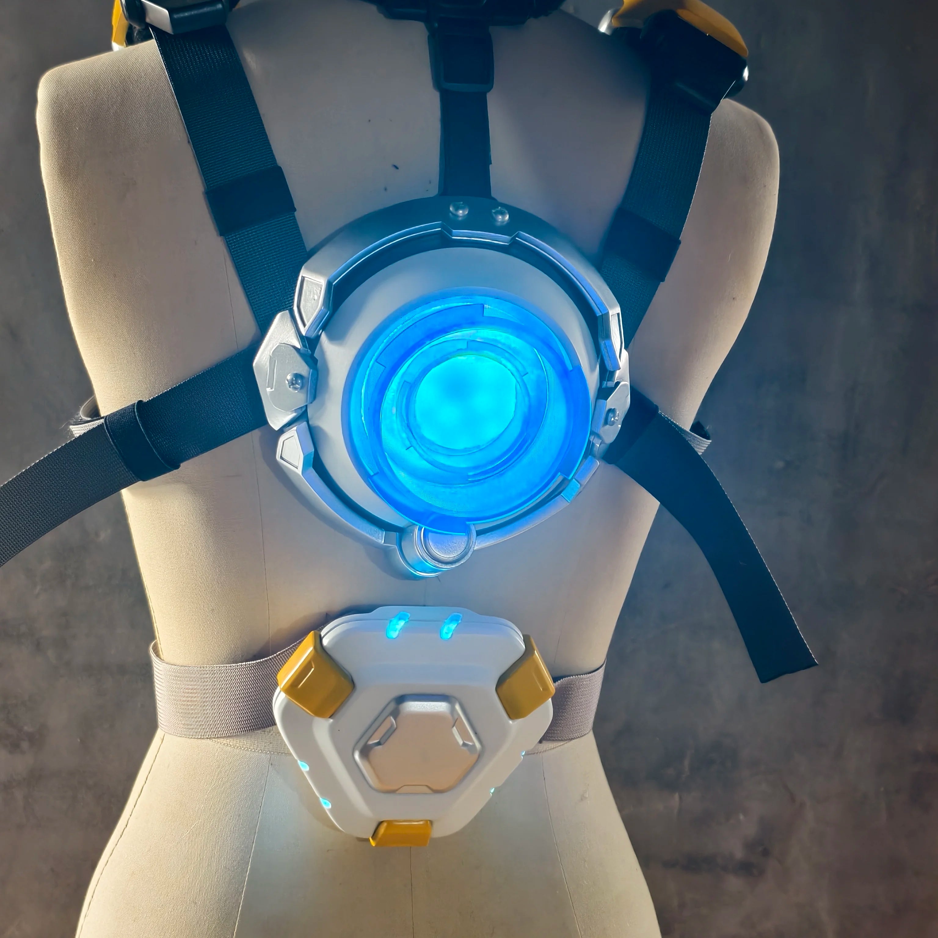 Overwatch 2 Tracer Lighting Full Body Armor Cosplay Suit | MiDicosplay