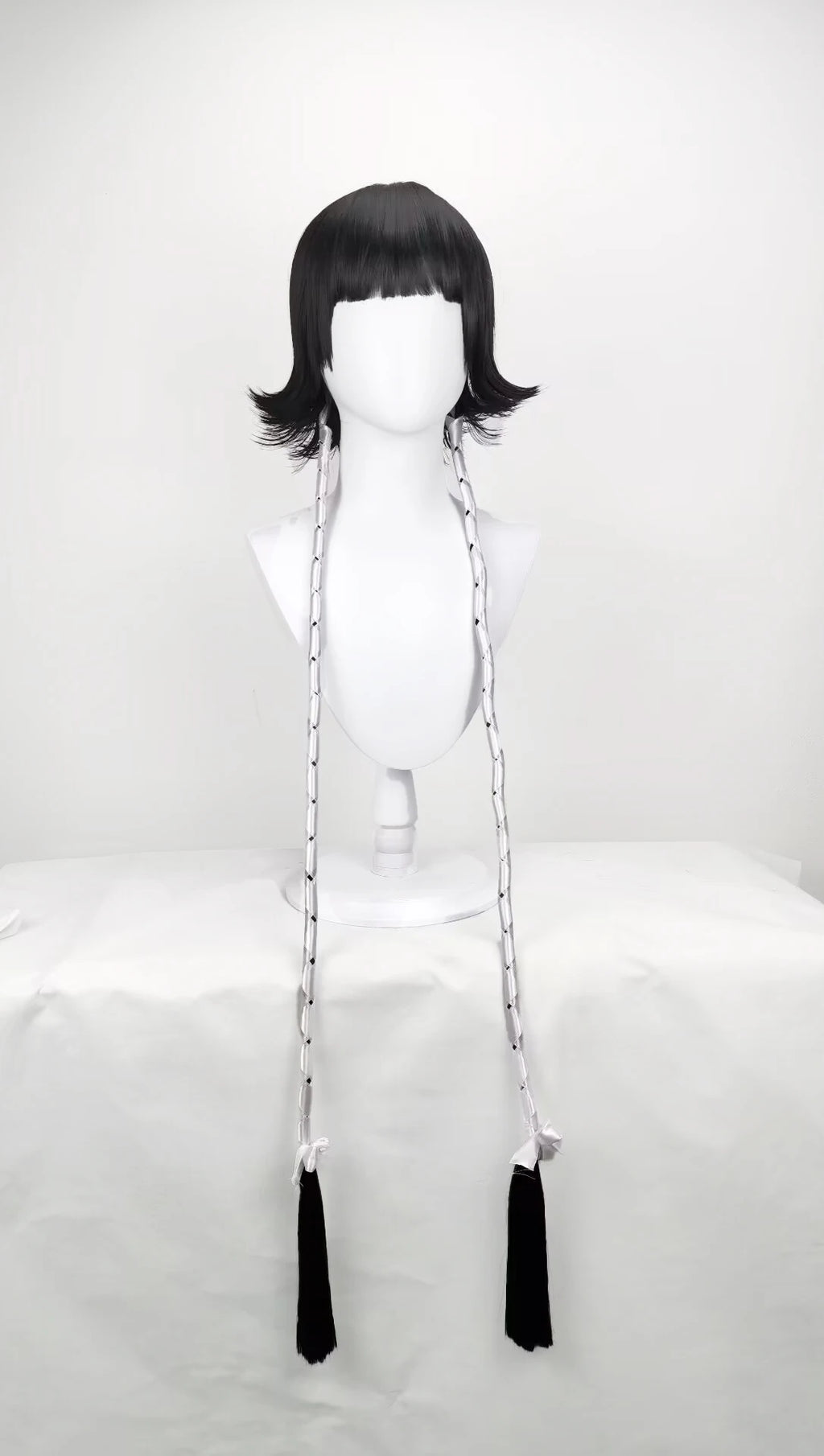 Perruque cosplay Bleach Soi Fon, couettes noires, accessoire pour costume d'anime 