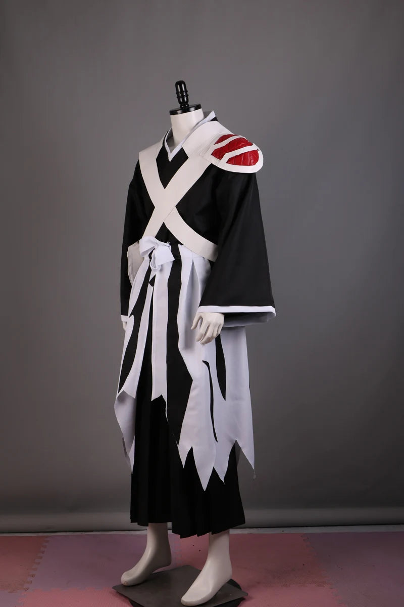 Ensemble complet de costume de cosplay d'Ichigo Bankai (Bleach TYBW) inspiré de la Guerre Sanglante Millénaire, avec perruque et accessoire. 